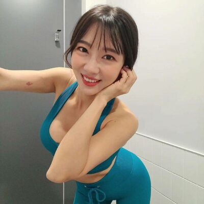 都市情感轻喜剧：三十而已的人生选择